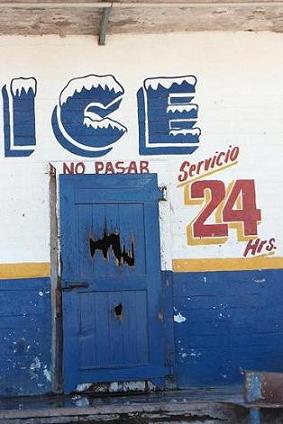 Ice house door.JPG - 47kB