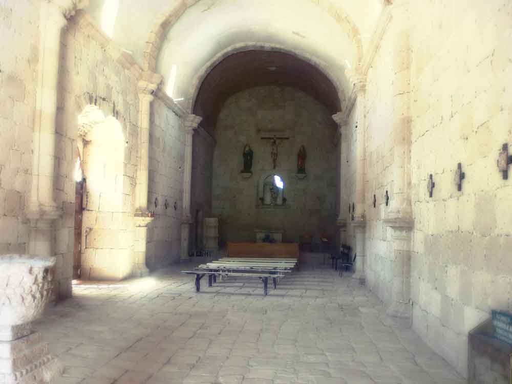 interior-san-borja-nik.jpg - 28kB