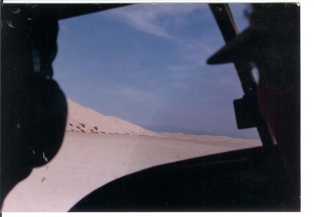 - flying Baja dunes.jpg - 22kB