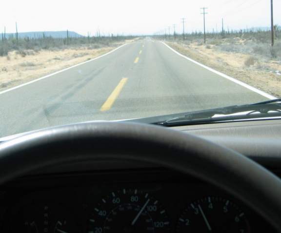 Baja_road_ahead_and_speed_April28_2007.JPG - 19kB