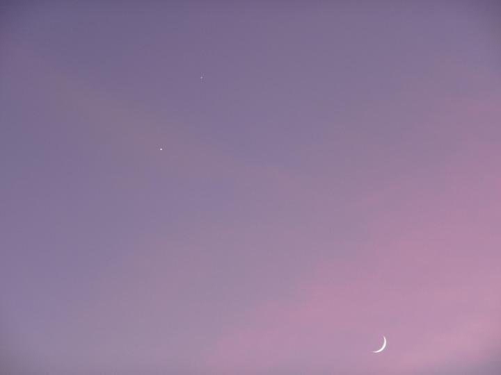 jupiter venus moon.JPG - 20kB