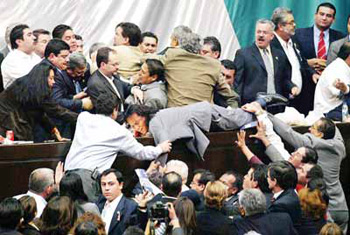 mexicancongress.jpg - 46kB