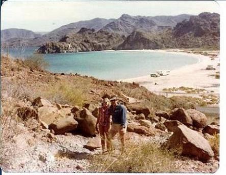 Petroglyphs - Burros Bch.jpg - 50kB