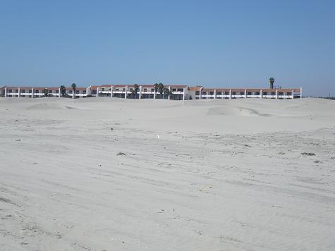 DESERT INN 2.JPG - 25kB