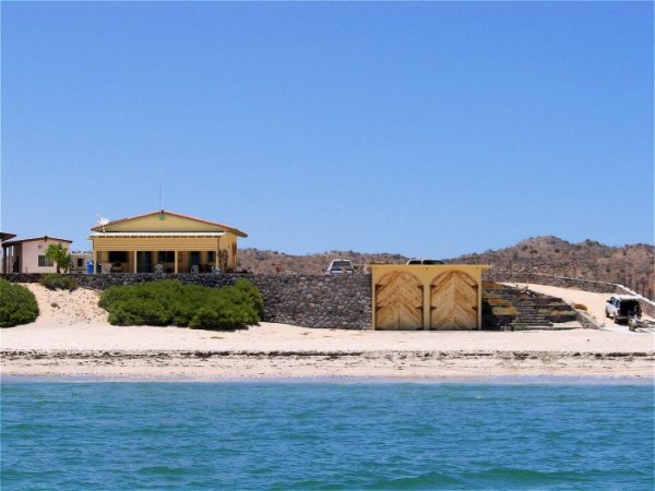 Casita from the water.jpg - 47kB