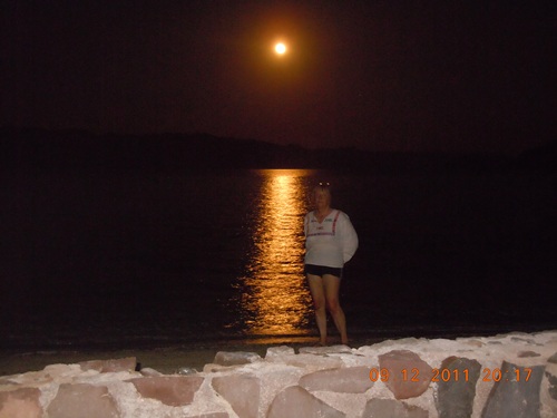 patty gold moon el burroaa.JPG - 47kB