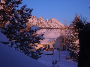 scenic christmas 2011 boulder.JPG - 34kB