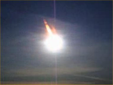 giant-fireball-across-canadian-sky.jpg - 10kB