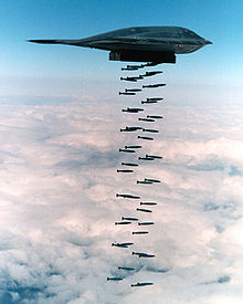 220px-B-2_spirit_bombing.jpg - 14kB