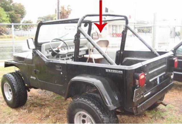 Jeep seat.jpg - 48kB