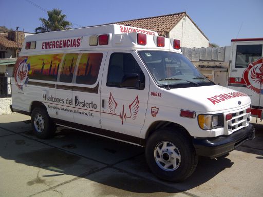 Ambulancia Halcones.jpg - 49kB