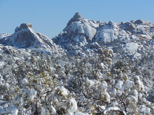 Tajo snow 1-1-2015, lo res.jpg - 113kB