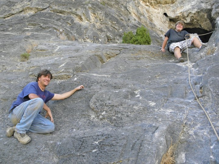 Cave eastern Nevada.jpg - 171kB