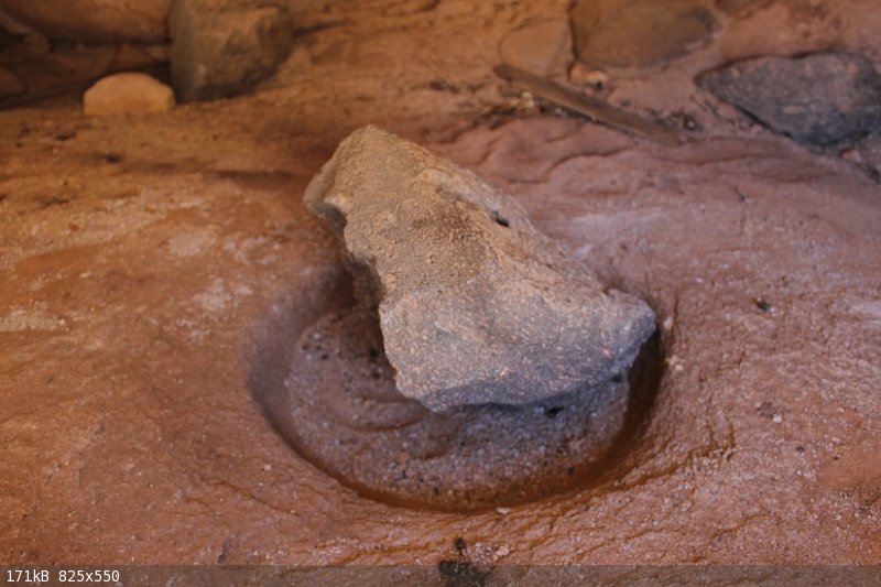 Yubay rock 2.JPG - 171kB
