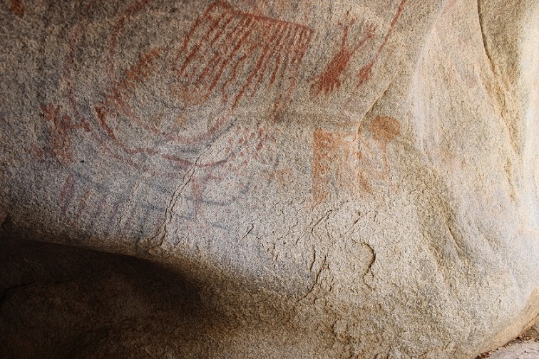 Rock Art.jpg - 236kB
