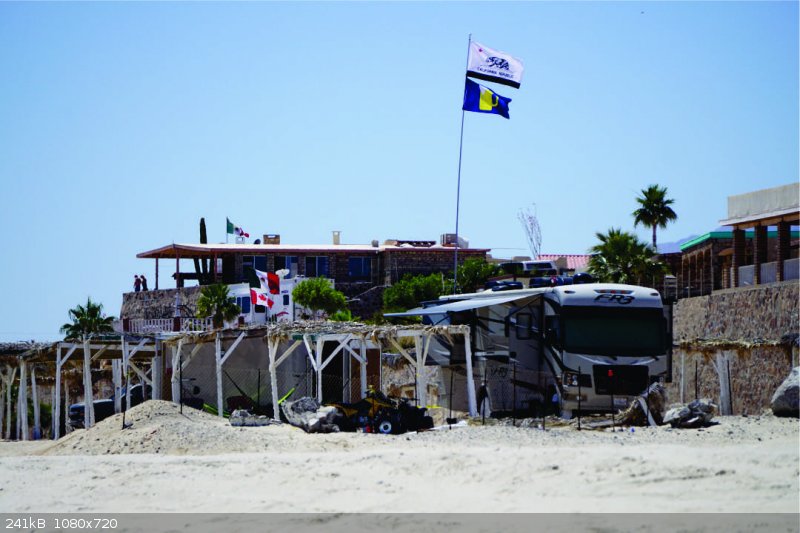 Campsite San Felipe.jpg - 241kB