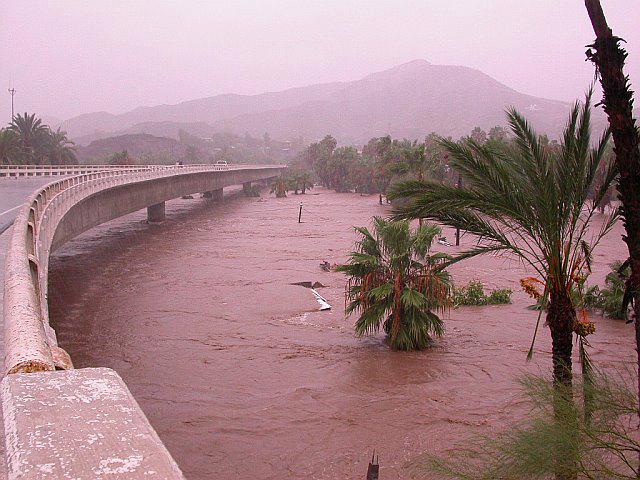 mulege-flood.jpg - 65kB