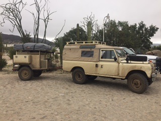 landrover.jpg - 35kB