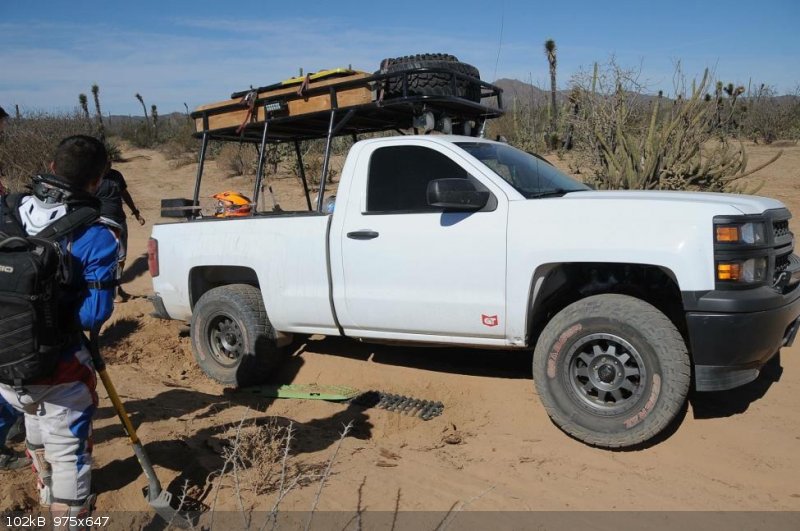 Stuck Truck 1.jpg - 102kB
