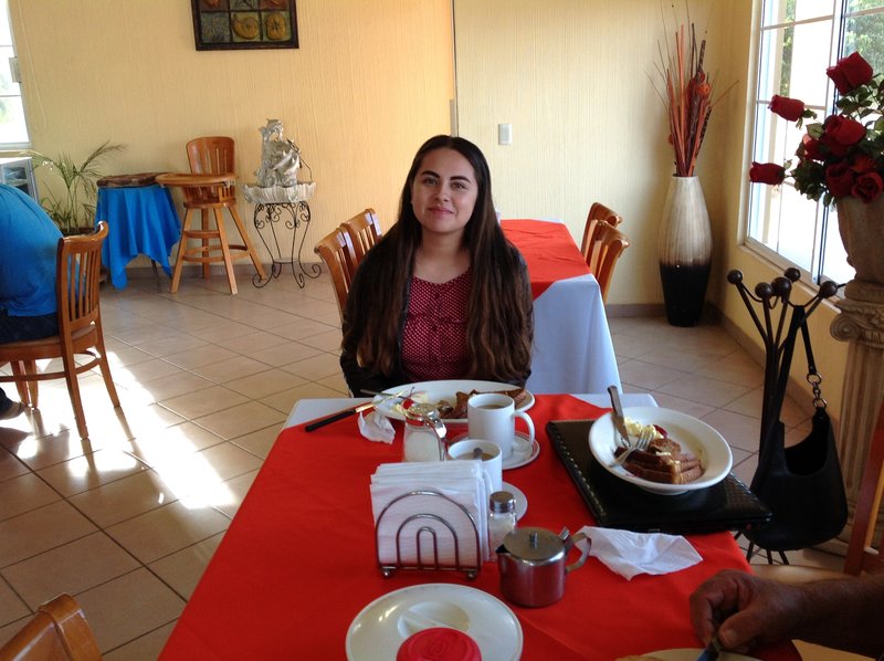 rsz_aylin_lunch_dentist_dec_2017.jpg - 109kB