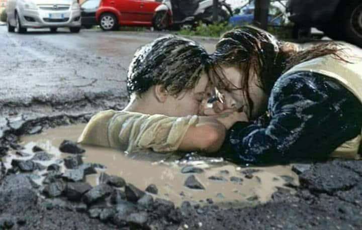 Pothole-03.jpg - 42kB