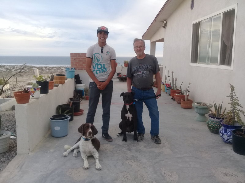 rsz_gary_and_enrique_oliveras.jpg - 94kB