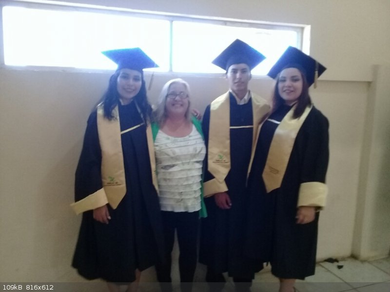 Luis Elizabeth Michelle and I.jpg - 109kB