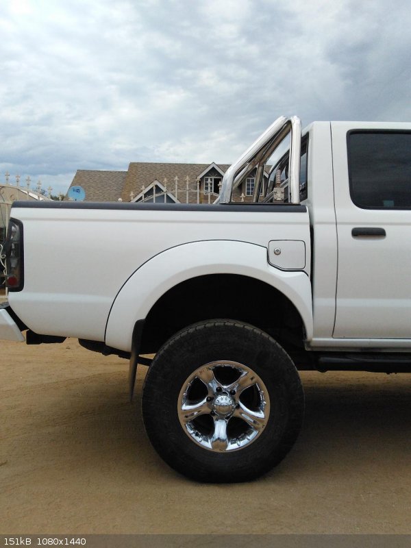 thumbnailL3EH2AF9  nissan lift.jpg - 151kB