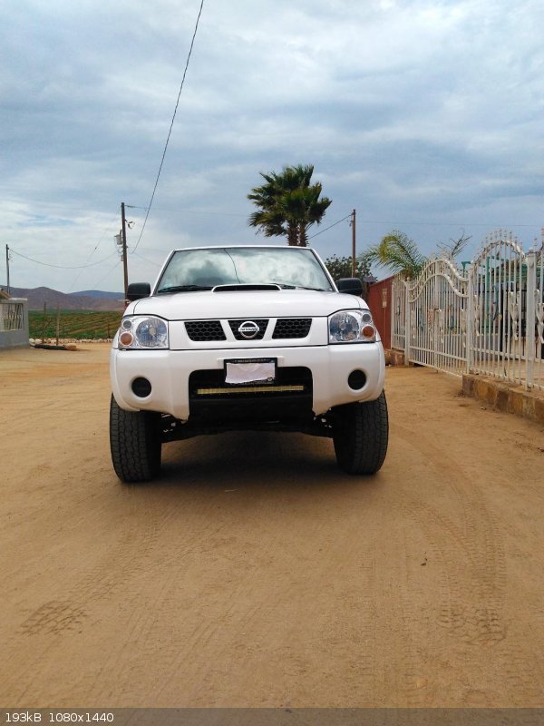 thumbnail front Nissan.jpg - 193kB