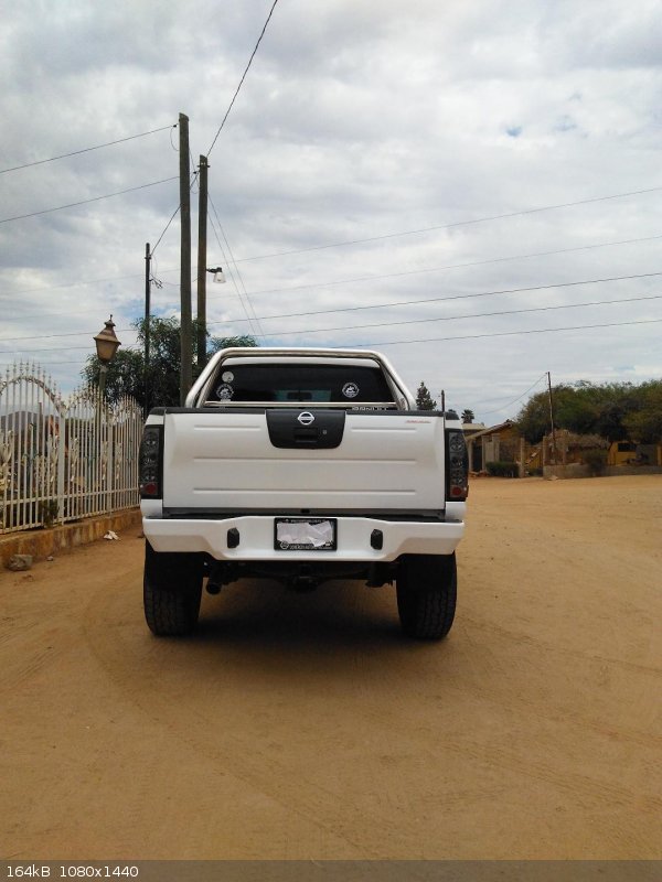 thumbnail Nissan rear.jpg - 164kB