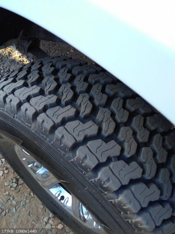 thumbnail tire view.jpg - 177kB