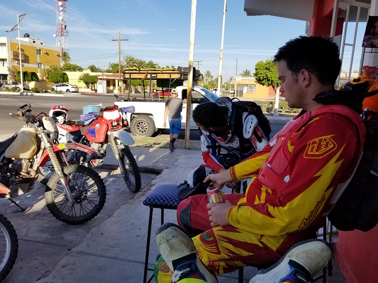 gas station.jpg - 208kB
