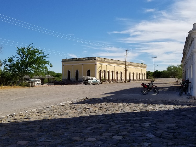 San Luis Gonzaga 3.jpg - 167kB