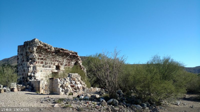 01 ruins.jpg - 214kB