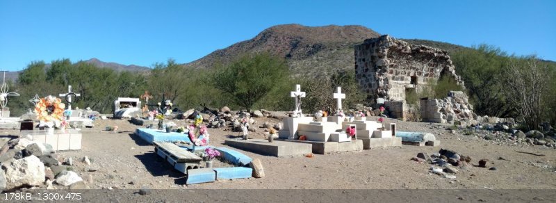 13 cemetery.jpg - 178kB