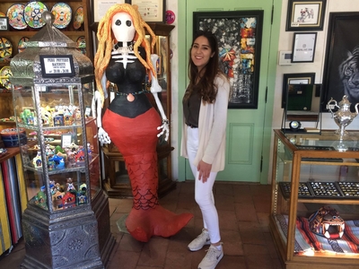 karla-in-old-town-march-2019.jpg - 118kB