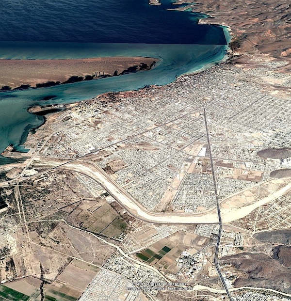 aerial250.jpg - 236kB
