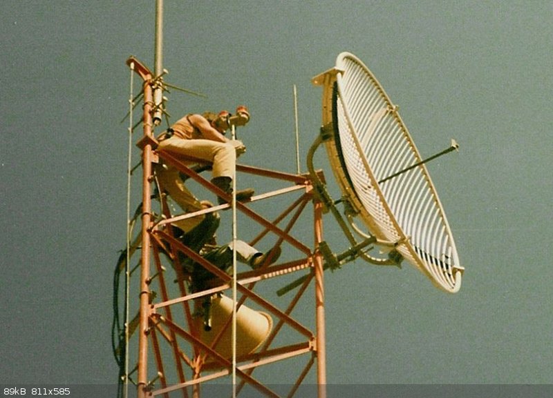 Dish 7 GHz.jpg - 89kB