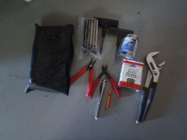 Tire Plug kit.jpg - 70kB