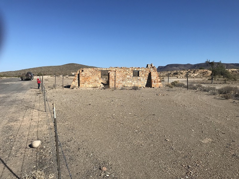 El Marmol school3.jpg - 235kB