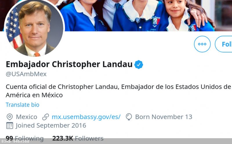 USAmbMex1.jpg - 83kB