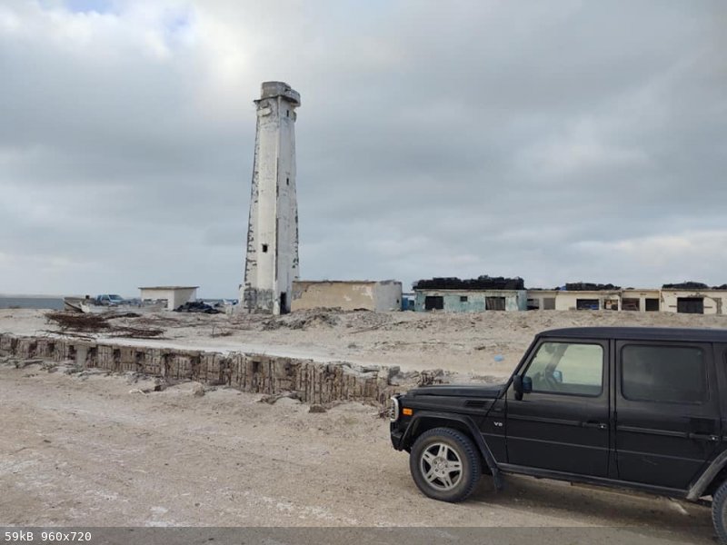 old Guerrero Negro lighthouse.jpeg - 59kB