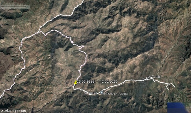 More roads along washes.jpg - 219kB