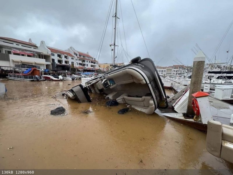 Cabo flood.jpg - 130kB