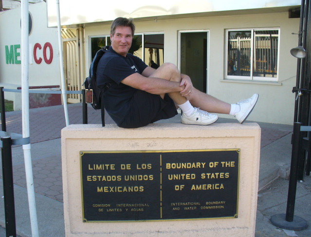 Carlos Fiesta MexicoX.jpg - 85kB