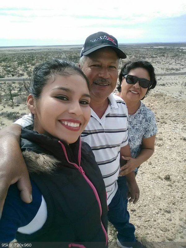 Michelle and her parents March 2018.jpg - 95kB