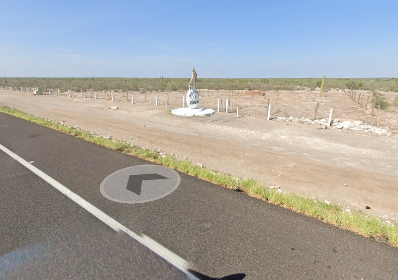La Concha border monument La Paz-Comondu copy.jpg - 167kB